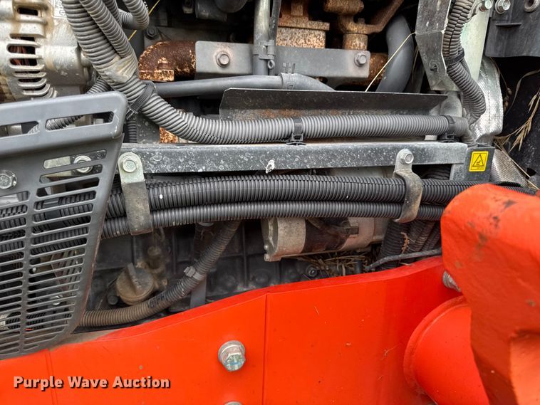 image for item YA3957 2021 Kubota M5-091 MFWD tractor
