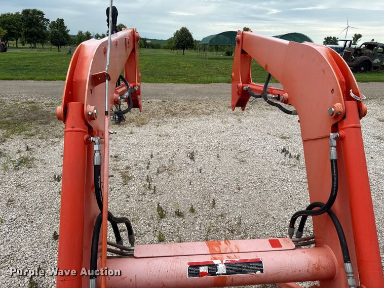 image for item YA3957 2021 Kubota M5-091 MFWD tractor