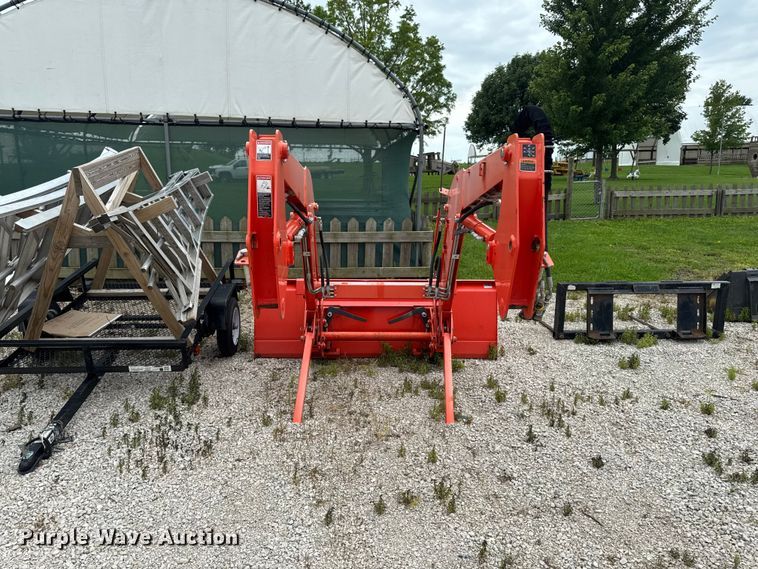 image for item YA3957 2021 Kubota M5-091 MFWD tractor