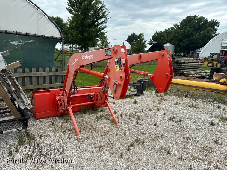 image for item YA3957 2021 Kubota M5-091 MFWD tractor