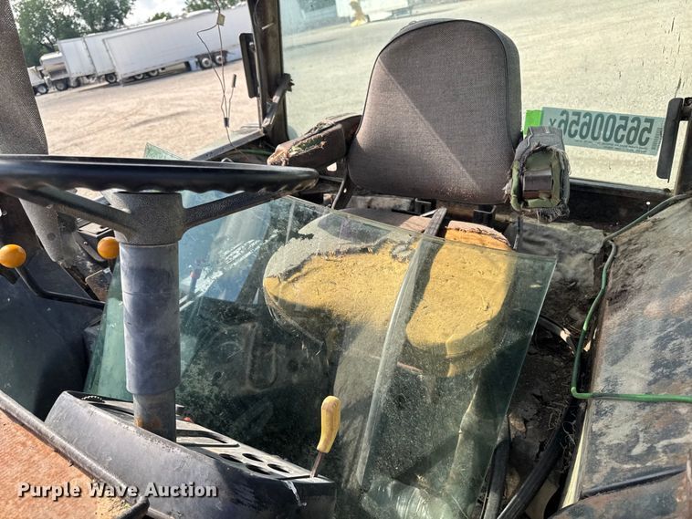 image for item YA3959 John Deere 4240 tractor