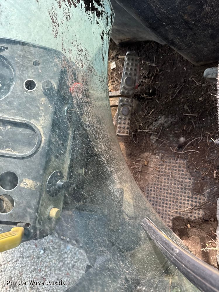 image for item YA3959 John Deere 4240 tractor