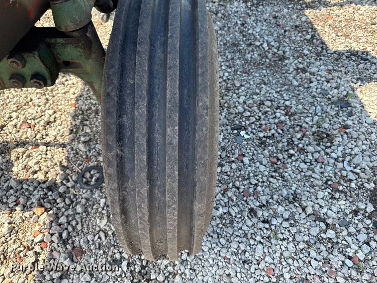 image for item YA3959 John Deere 4240 tractor