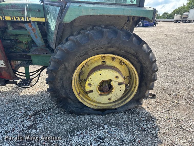 image for item YA3959 John Deere 4240 tractor
