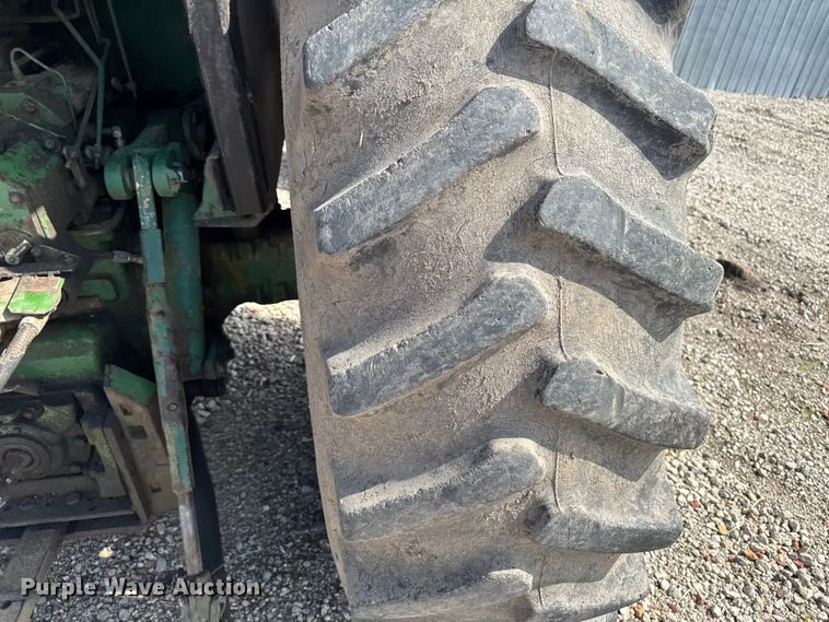 image for item YA3959 John Deere 4240 tractor