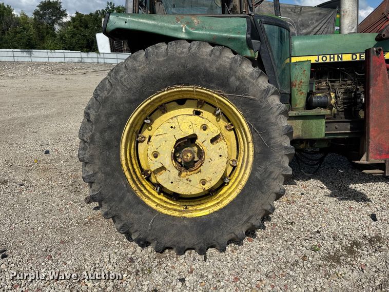 image for item YA3959 John Deere 4240 tractor