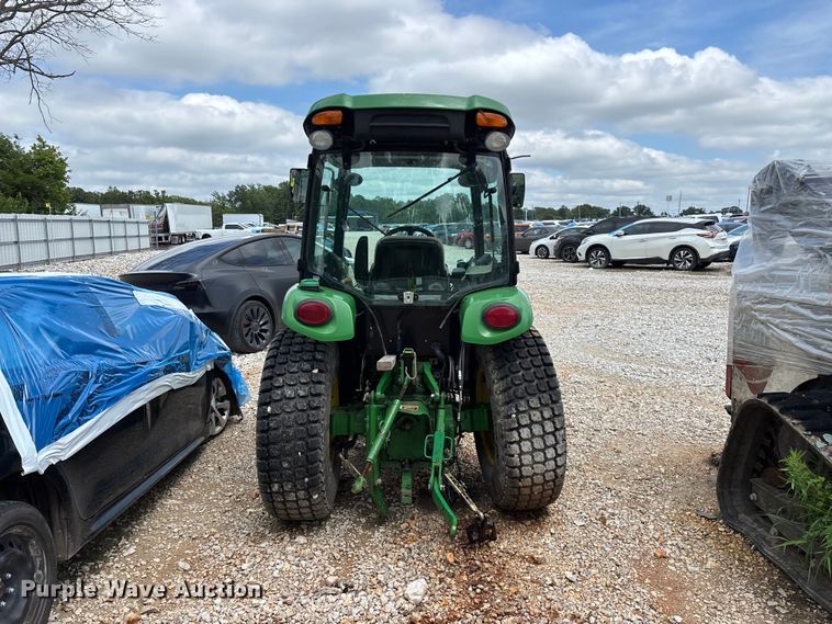 image for item YA3960 2014 John Deere 3046R MFWD tractor