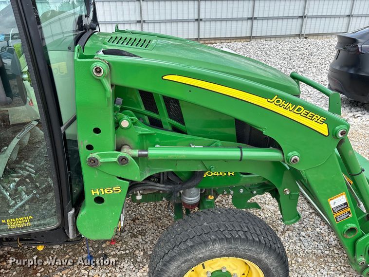 image for item YA3960 2014 John Deere 3046R MFWD tractor