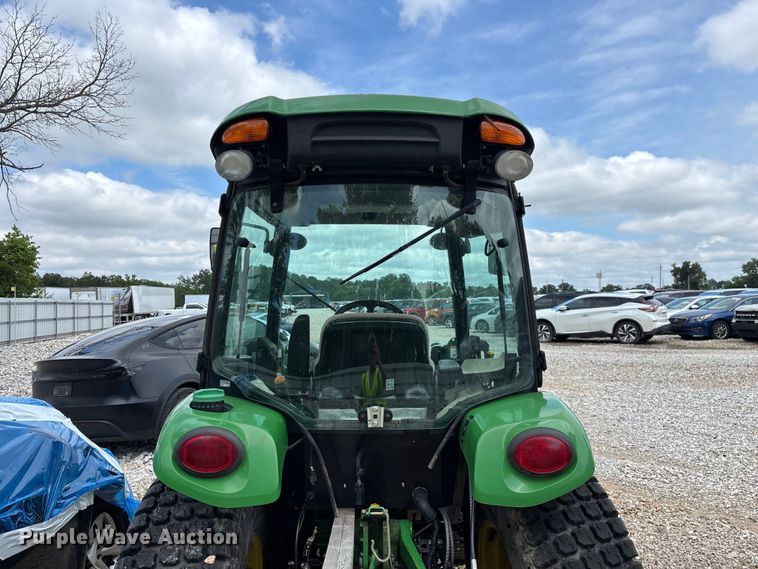image for item YA3960 2014 John Deere 3046R MFWD tractor