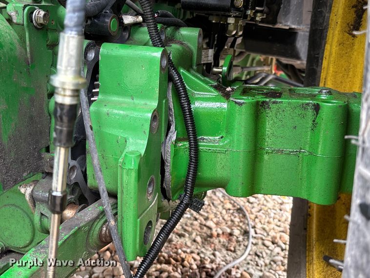 image for item YA3960 2014 John Deere 3046R MFWD tractor