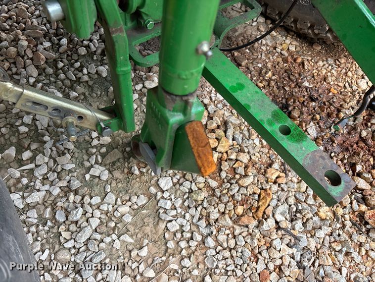 image for item YA3960 2014 John Deere 3046R MFWD tractor