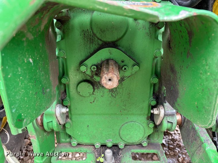 image for item YA3960 2014 John Deere 3046R MFWD tractor