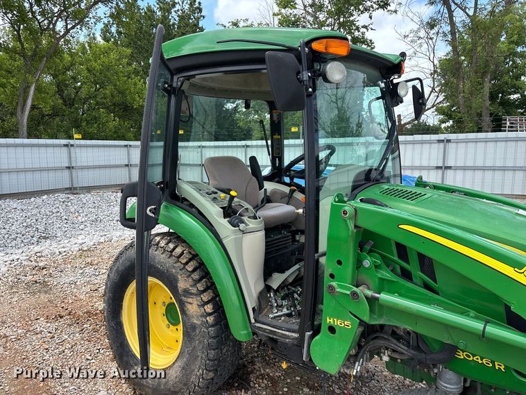 image for item YA3960 2014 John Deere 3046R MFWD tractor