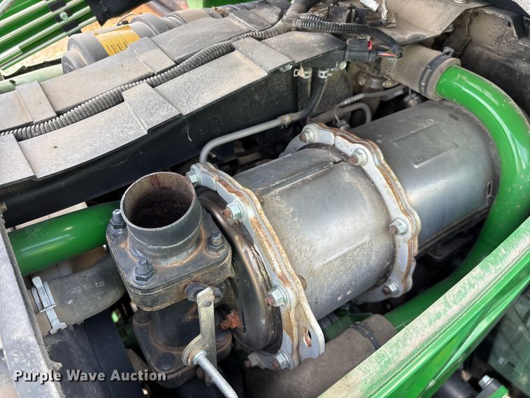 image for item YA3960 2014 John Deere 3046R MFWD tractor