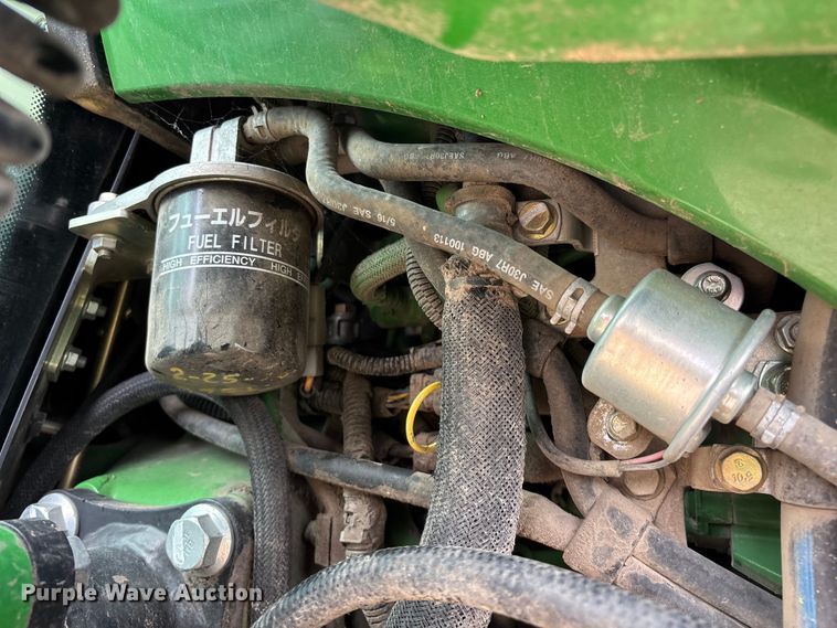 image for item YA3960 2014 John Deere 3046R MFWD tractor