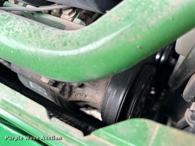 image for item YA3960 2014 John Deere 3046R MFWD tractor