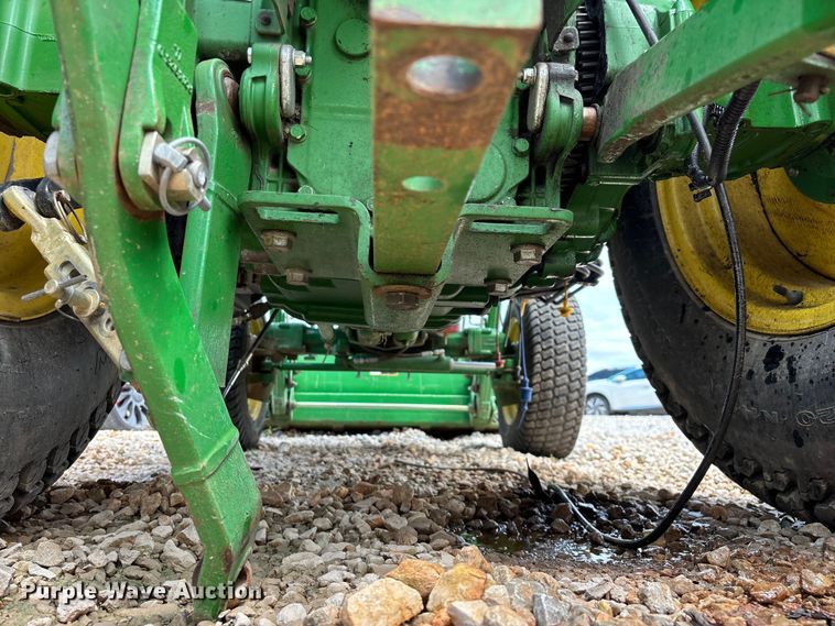 image for item YA3960 2014 John Deere 3046R MFWD tractor