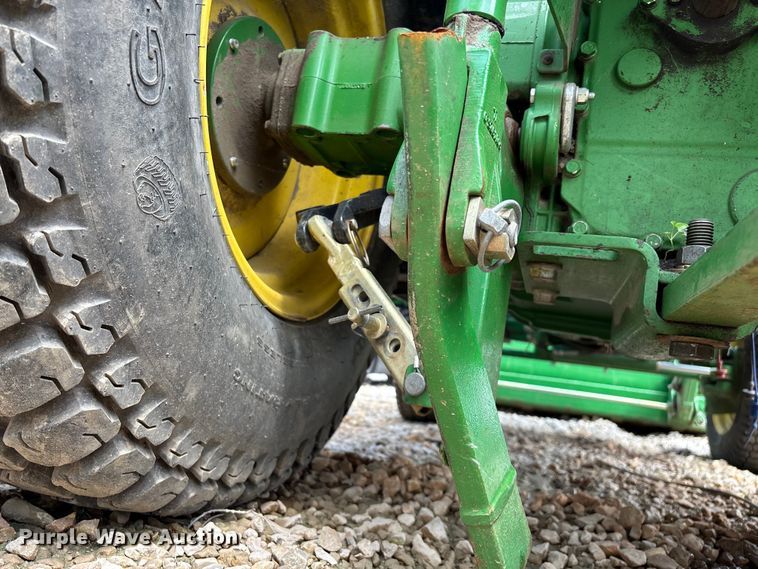 image for item YA3960 2014 John Deere 3046R MFWD tractor
