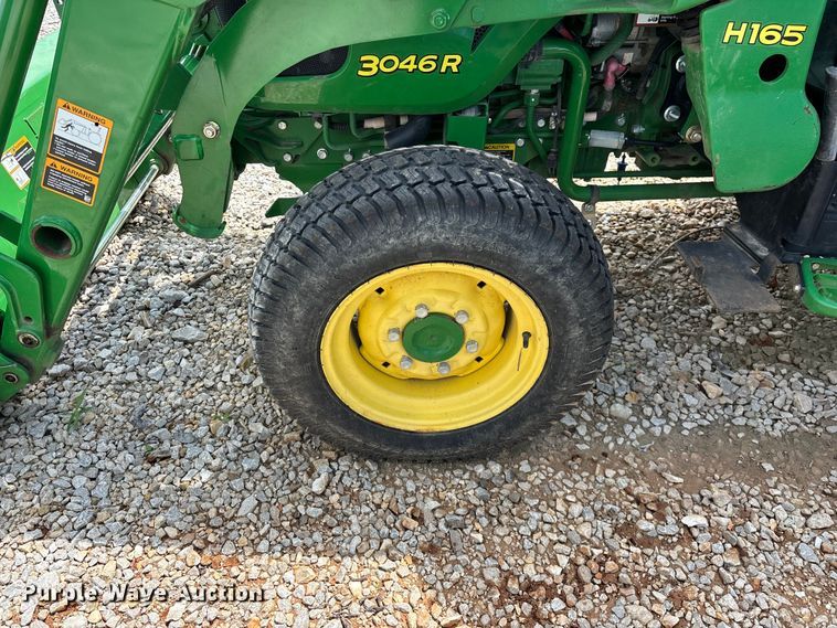 image for item YA3960 2014 John Deere 3046R MFWD tractor