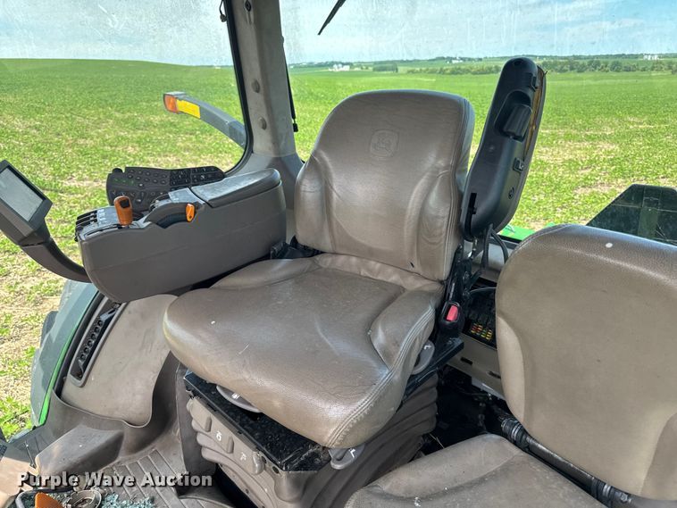 image for item YA3971 2014 John Deere 8360R MFWD tractor