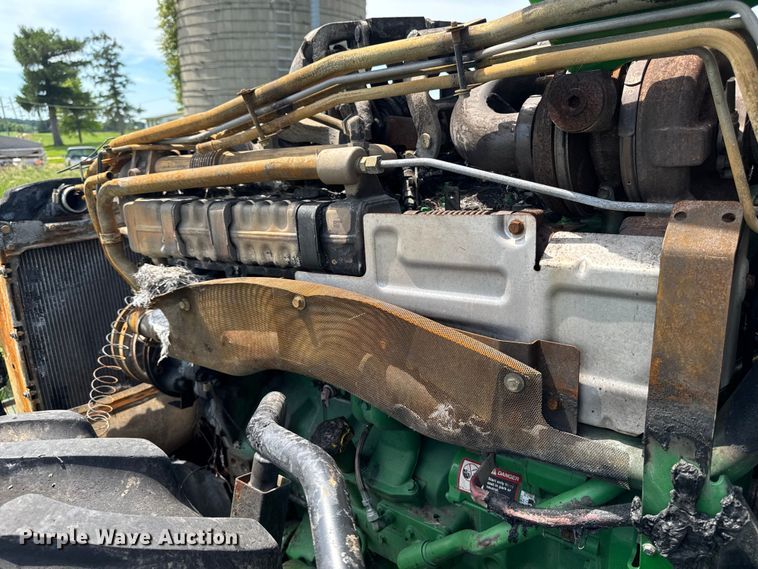 image for item YA3971 2014 John Deere 8360R MFWD tractor