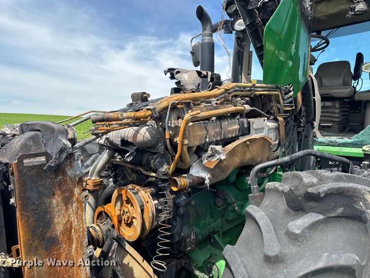 image for item YA3971 2014 John Deere 8360R MFWD tractor