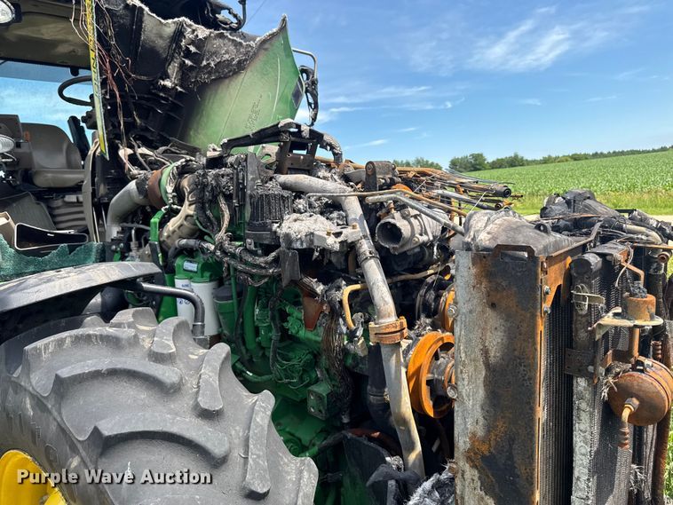 image for item YA3971 2014 John Deere 8360R MFWD tractor