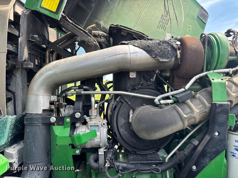 image for item YA3971 2014 John Deere 8360R MFWD tractor