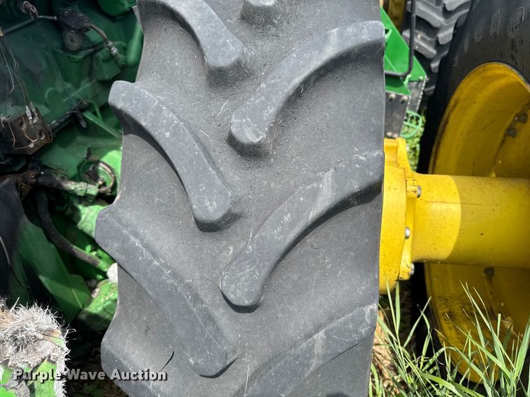 image for item YA3971 2014 John Deere 8360R MFWD tractor