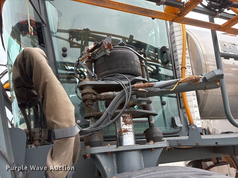 image for item YA4014 2016 Hagie STS12 sprayer
