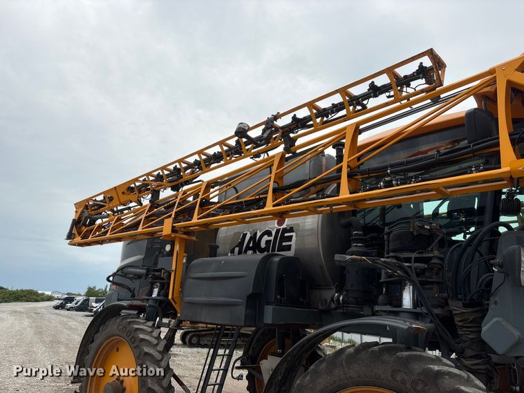 image for item YA4014 2016 Hagie STS12 sprayer