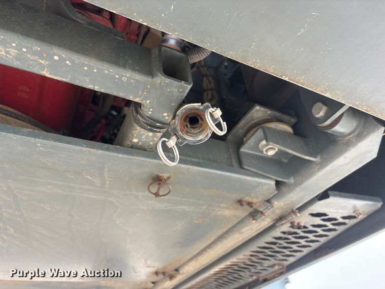 image for item YA4014 2016 Hagie STS12 sprayer