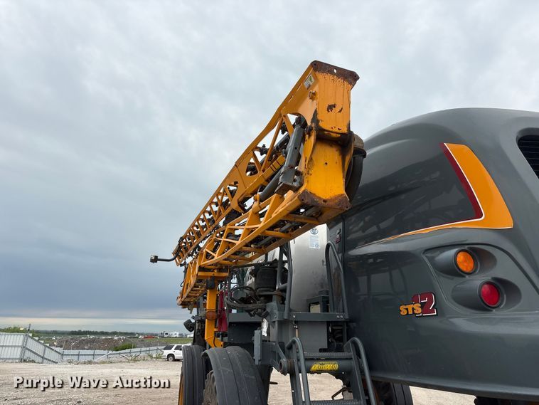 image for item YA4014 2016 Hagie STS12 sprayer