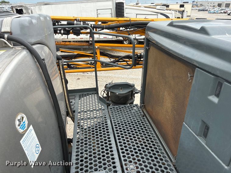image for item YA4014 2016 Hagie STS12 sprayer