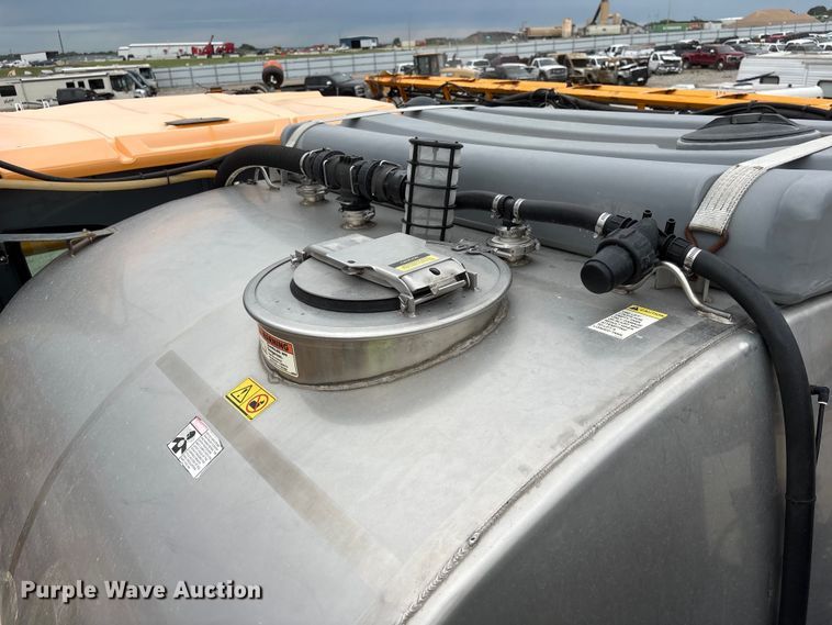 image for item YA4014 2016 Hagie STS12 sprayer