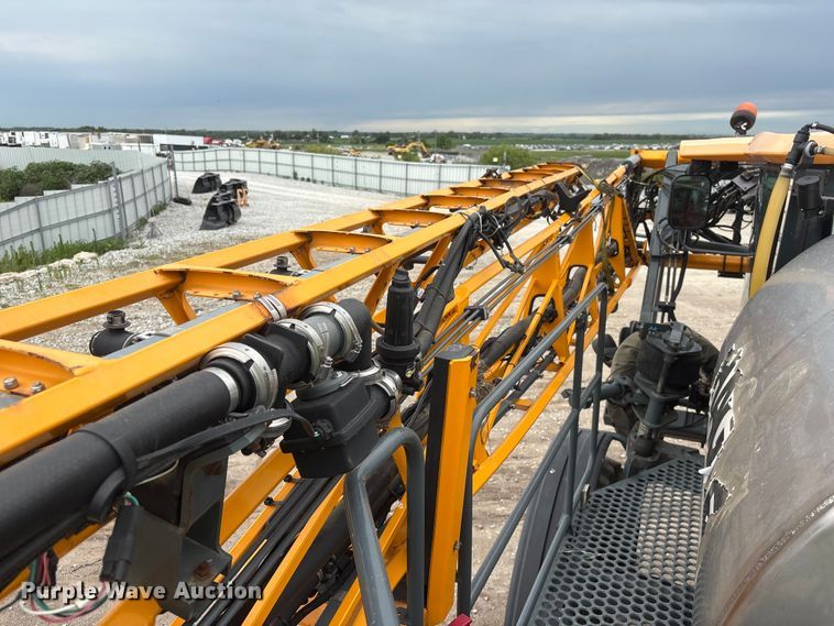 image for item YA4014 2016 Hagie STS12 sprayer