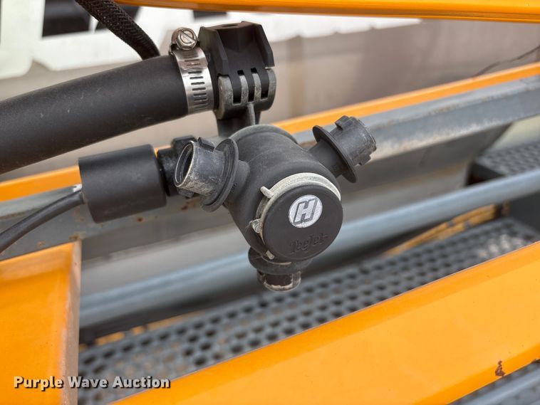 image for item YA4014 2016 Hagie STS12 sprayer