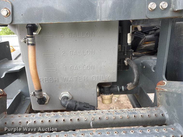 image for item YA4014 2016 Hagie STS12 sprayer