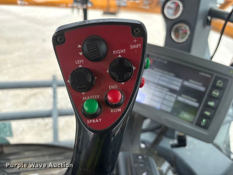 image for item YA4014 2016 Hagie STS12 sprayer
