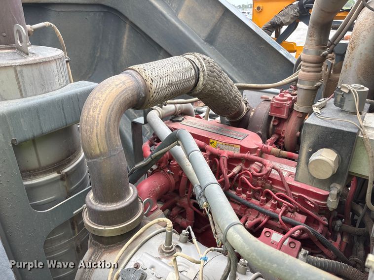 image for item YA4014 2016 Hagie STS12 sprayer
