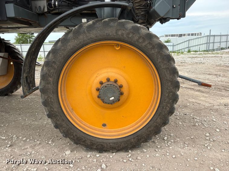 image for item YA4014 2016 Hagie STS12 sprayer