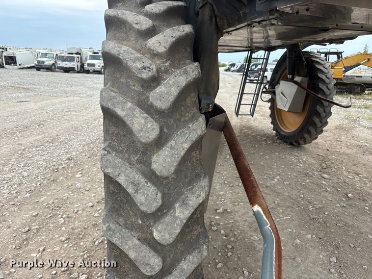 image for item YA4014 2016 Hagie STS12 sprayer