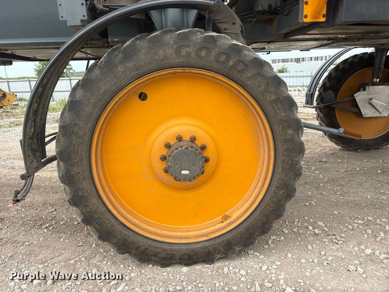 image for item YA4014 2016 Hagie STS12 sprayer