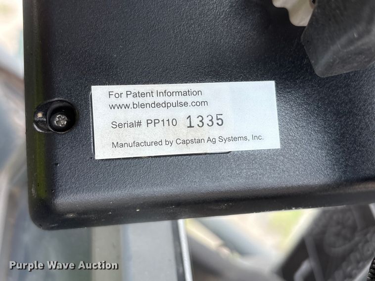 image for item YA4014 2016 Hagie STS12 sprayer