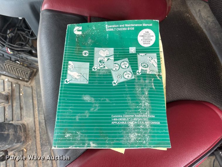 image for item YA4014 2016 Hagie STS12 sprayer