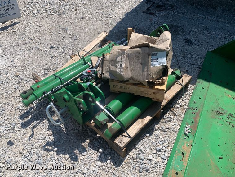 image for item YA4070 2024 John Deere 640R loader