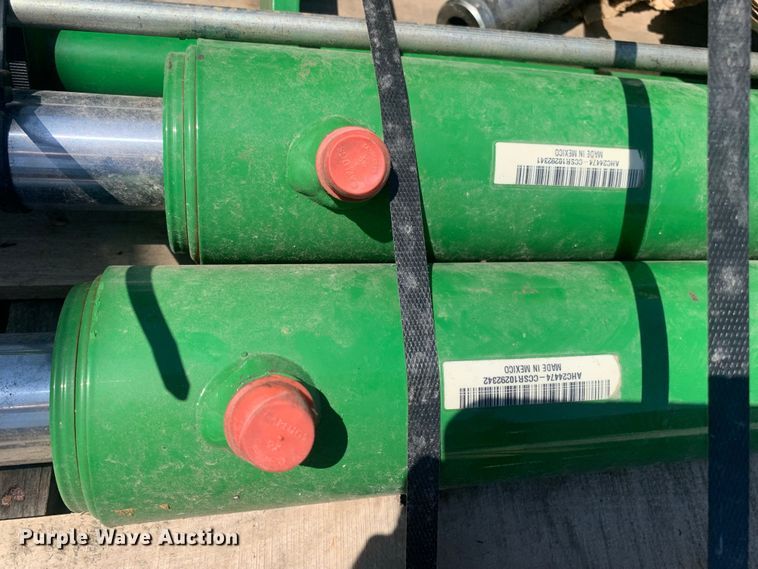 image for item YA4070 2024 John Deere 640R loader