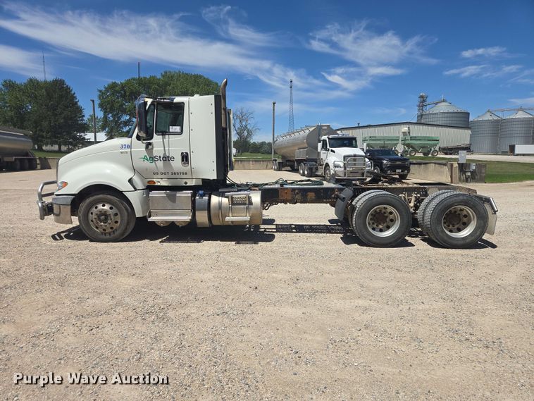 image for item DP8979 2015 International ProStar semi truck