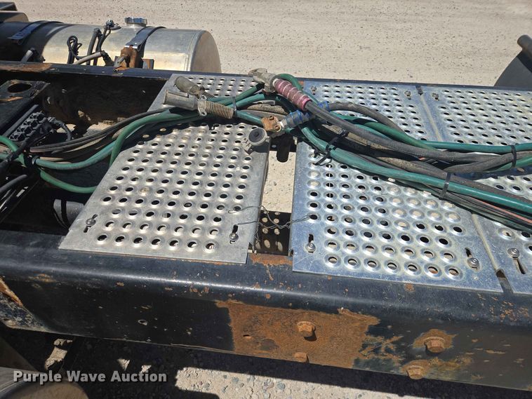 image for item DP8979 2015 International ProStar semi truck