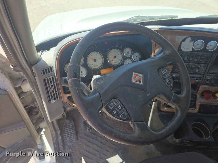 image for item DP8979 2015 International ProStar semi truck
